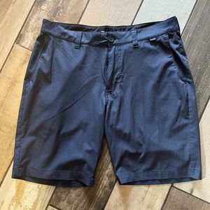 Men’s Travis Mathew Golf Shorts 33 waist